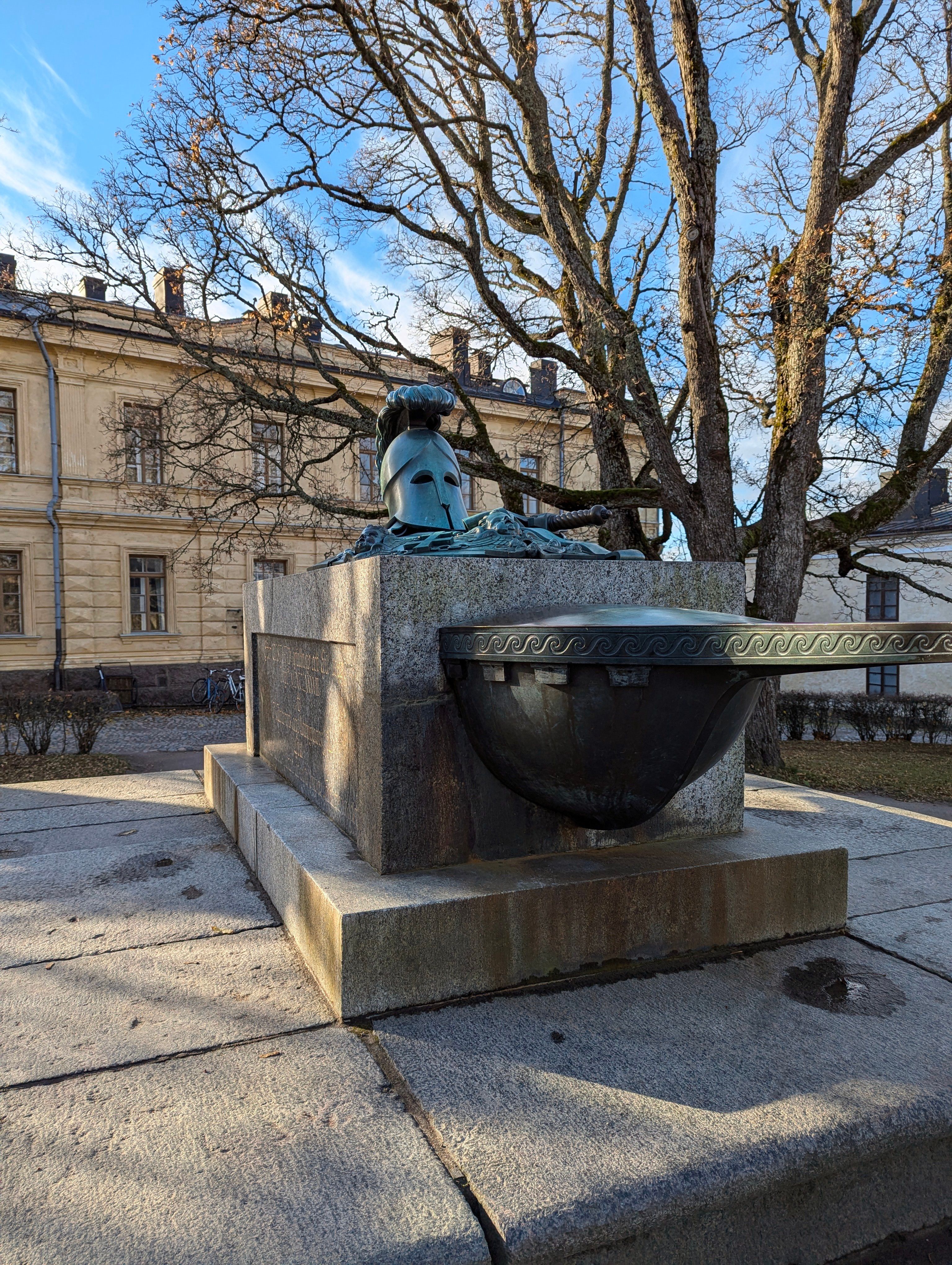 Image in a image block