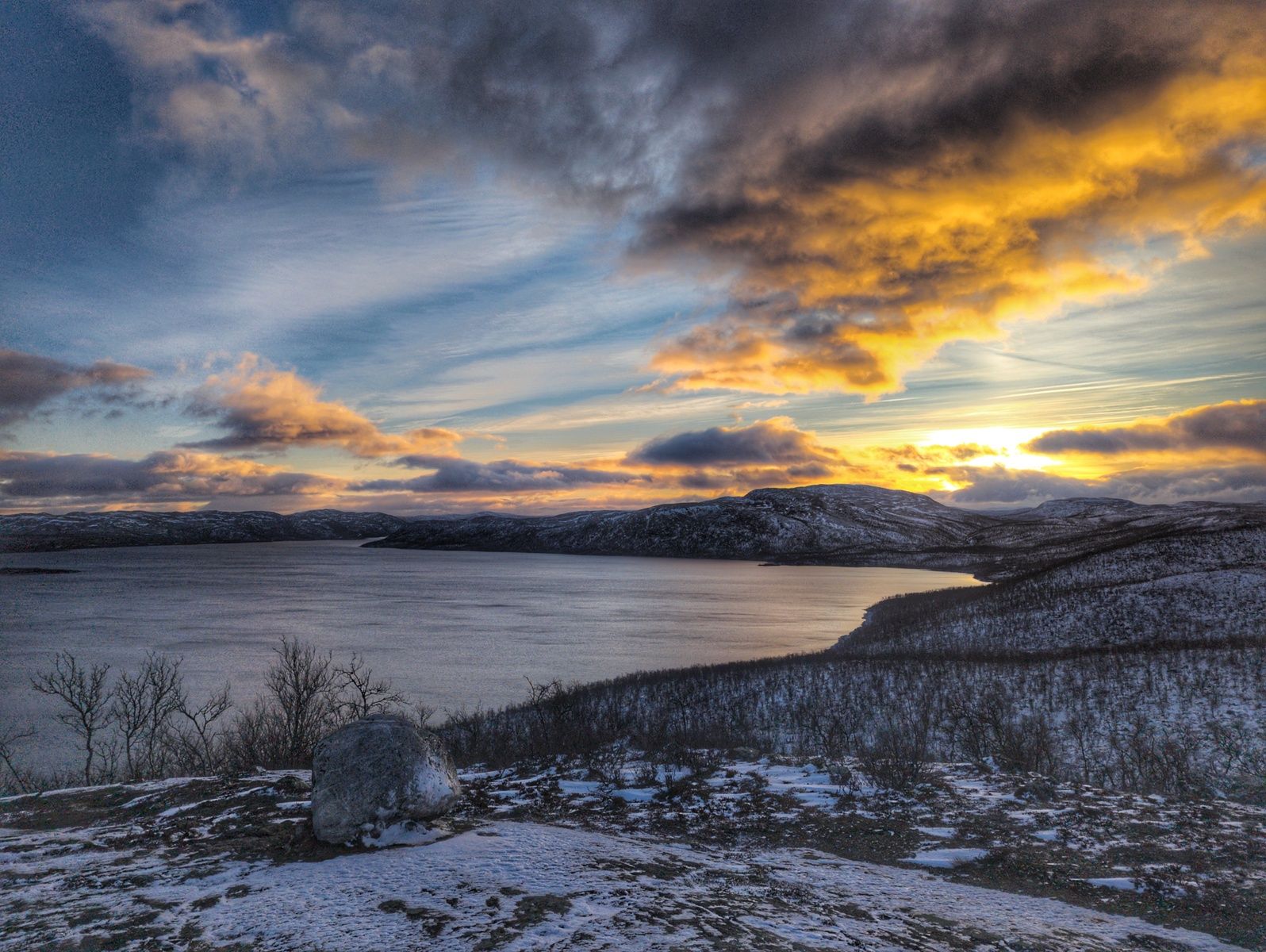 Image in a image block